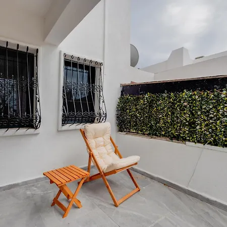 ヴィラ With Sea View Balcony 6 Min To グムベット